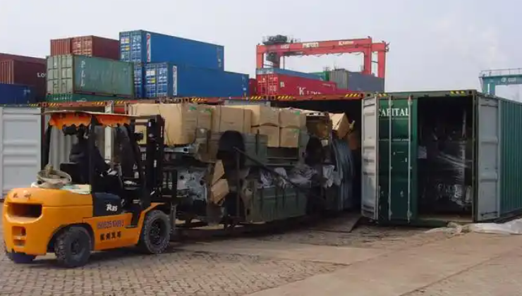 国内海运中什么是仓库转运及港内装箱拆箱，，，，，，流程是怎么样的？？？？？？？